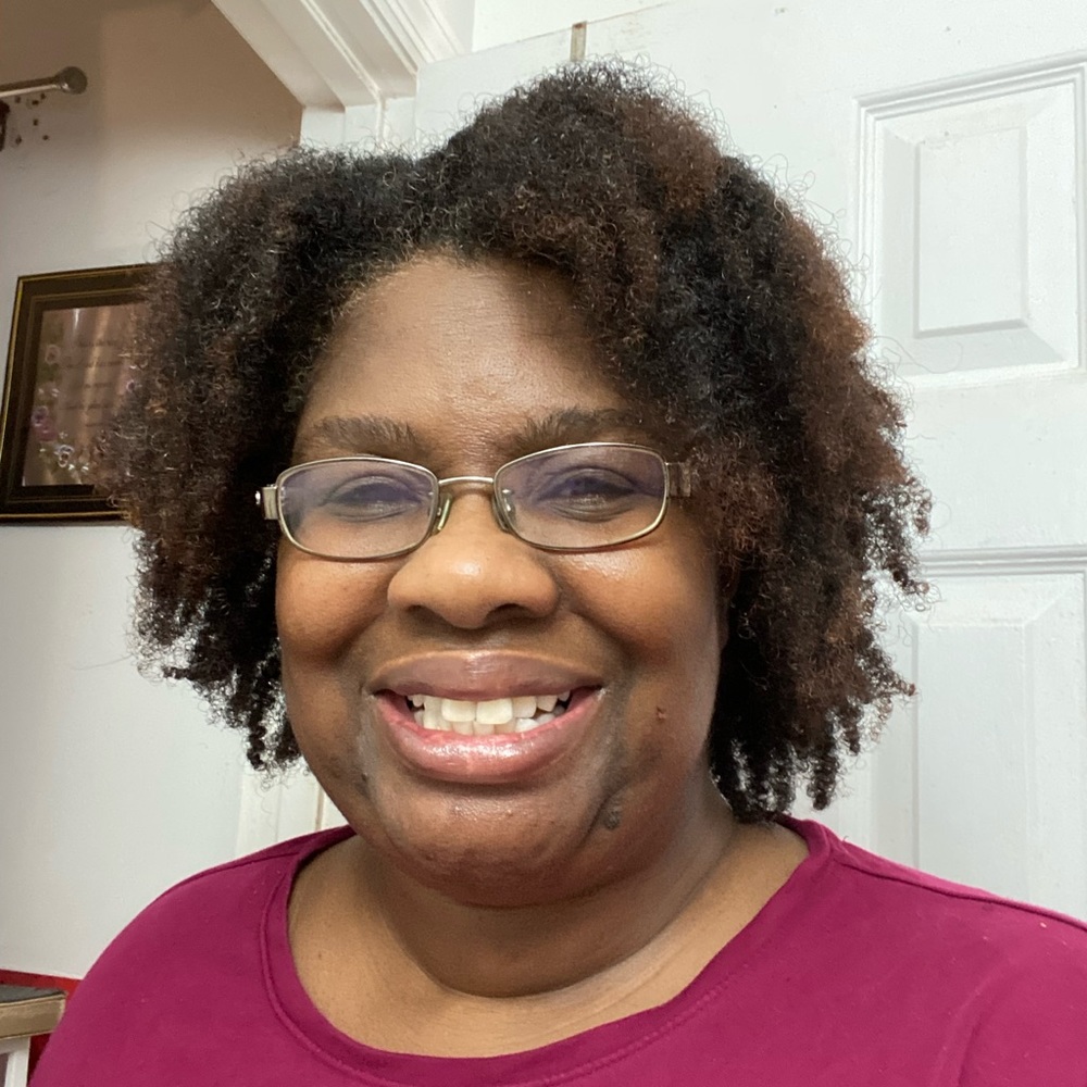 Meet your Posher, Cynthia